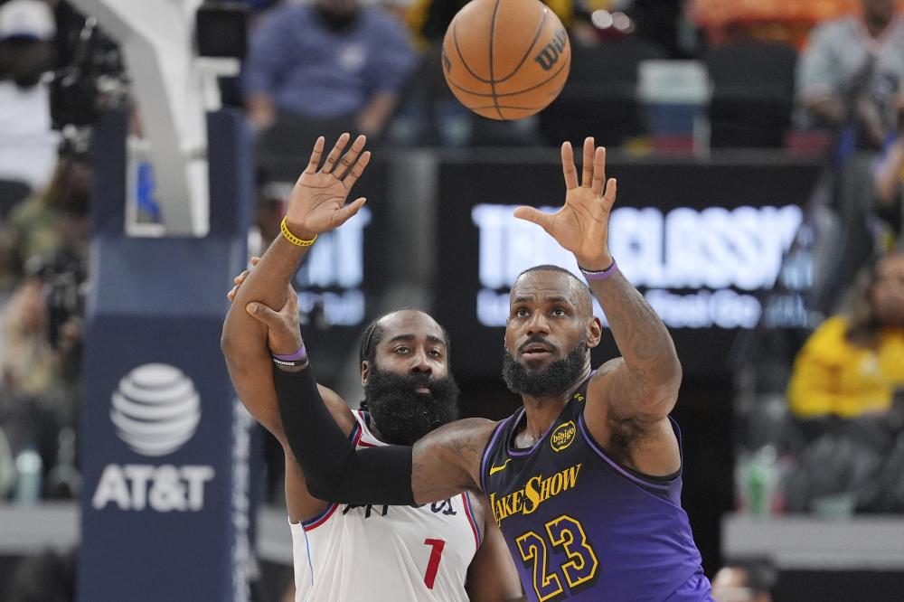 防守端展现 防守端展现