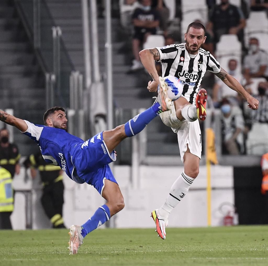 主场比赛中 主场比赛中