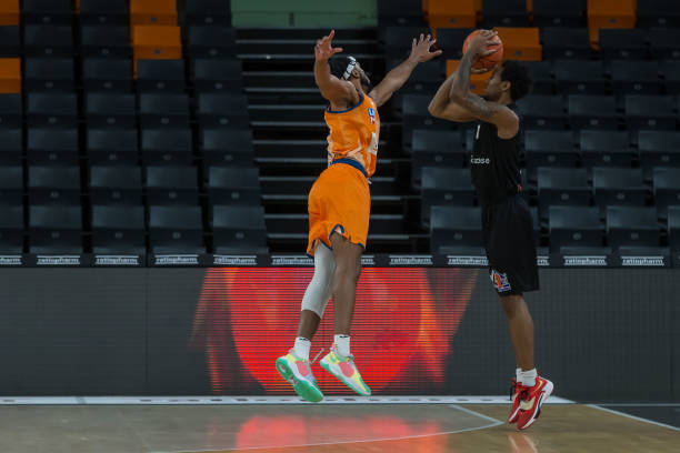 使这个传言 使这个传言